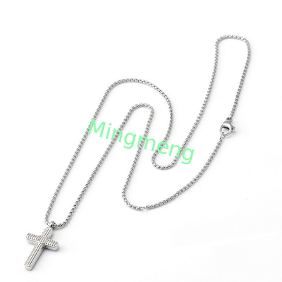 Kette aus Edelstahl, weißgoldene Kreuzhänger mit frischen Diamanten und vollständigem Diamantkreuz