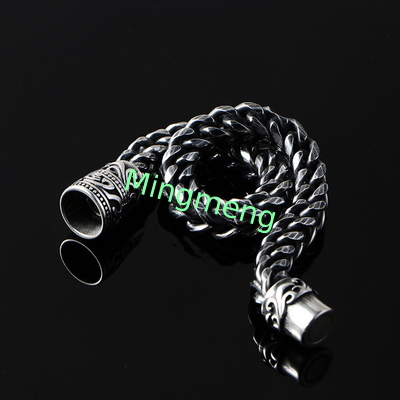 Edelstahl-Männerarmband mit Retro-musterterter Oberfläche gegossen Magnetschnalle Design, trendiges Accessoire