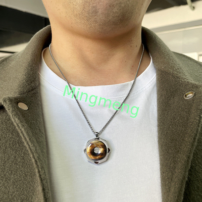 Edelstahl-Tiger-Augen-Halsband aus Stein für Männer Retro-Anhänger-Titan-Stahl-Kettenschloss