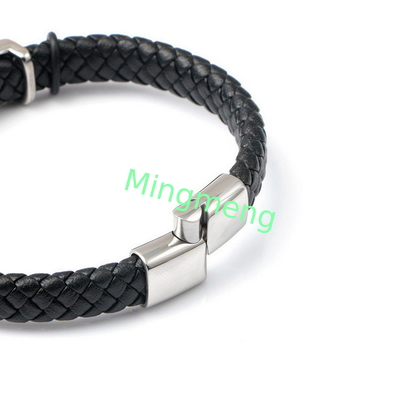 Zeigen Sie Ihre Individualität mit unserem Edelstahl-Schädel-Armband Korrosionsbeständig und stark