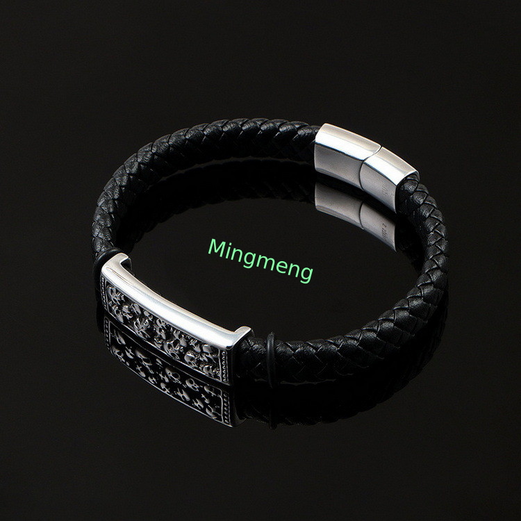 Zeigen Sie Ihre Individualität mit unserem Edelstahl-Schädel-Armband Korrosionsbeständig und stark