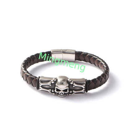 Schädelschädel Braun Schwarzes Leder Kreative Persönlichkeit Edelstahl Guss Trendy Leder Armband Europäischer und amerikanischer Punk Schädel Mode Trendy Kleidung Accessoires